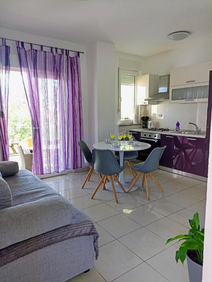 Relax Apartament Preko